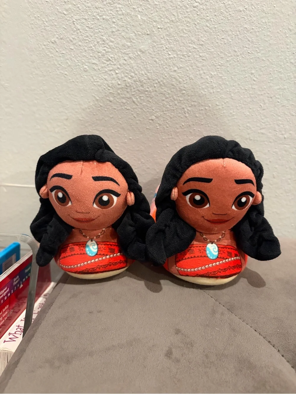 Disney Moana Toddler Slippers Size 5-6 Girls Kids Polyester